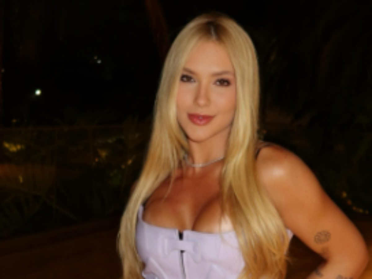 Virgínia posta foto de look e recebe elogios dos seguidores