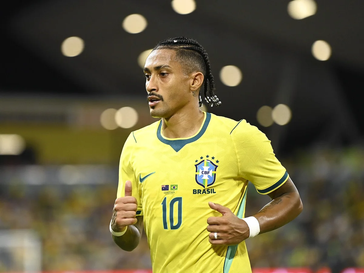 Presidente do Barcelona critica Data Fifa após lesão de Raphinha na Seleção