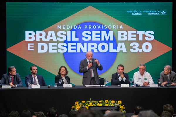 Brasileiros têm R$ 1,7 bi nas bets, que estão proibidas: veja como e até quando é possível resgatar
