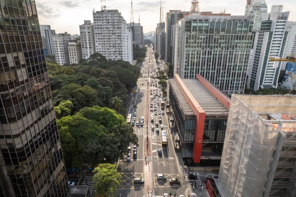 Avenida Paulista ficará aberta para carros nos domingos de eleição