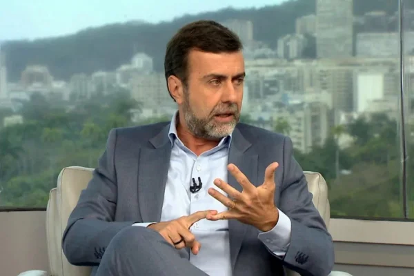 Meta derruba vídeo em que Freixo critica decisão de Mendonça sobre Flávio