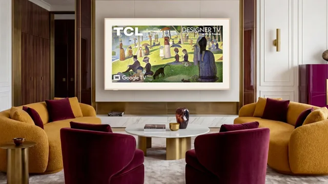 TCL desafia Samsung com TV que parece quadro e fica quase colada na parede