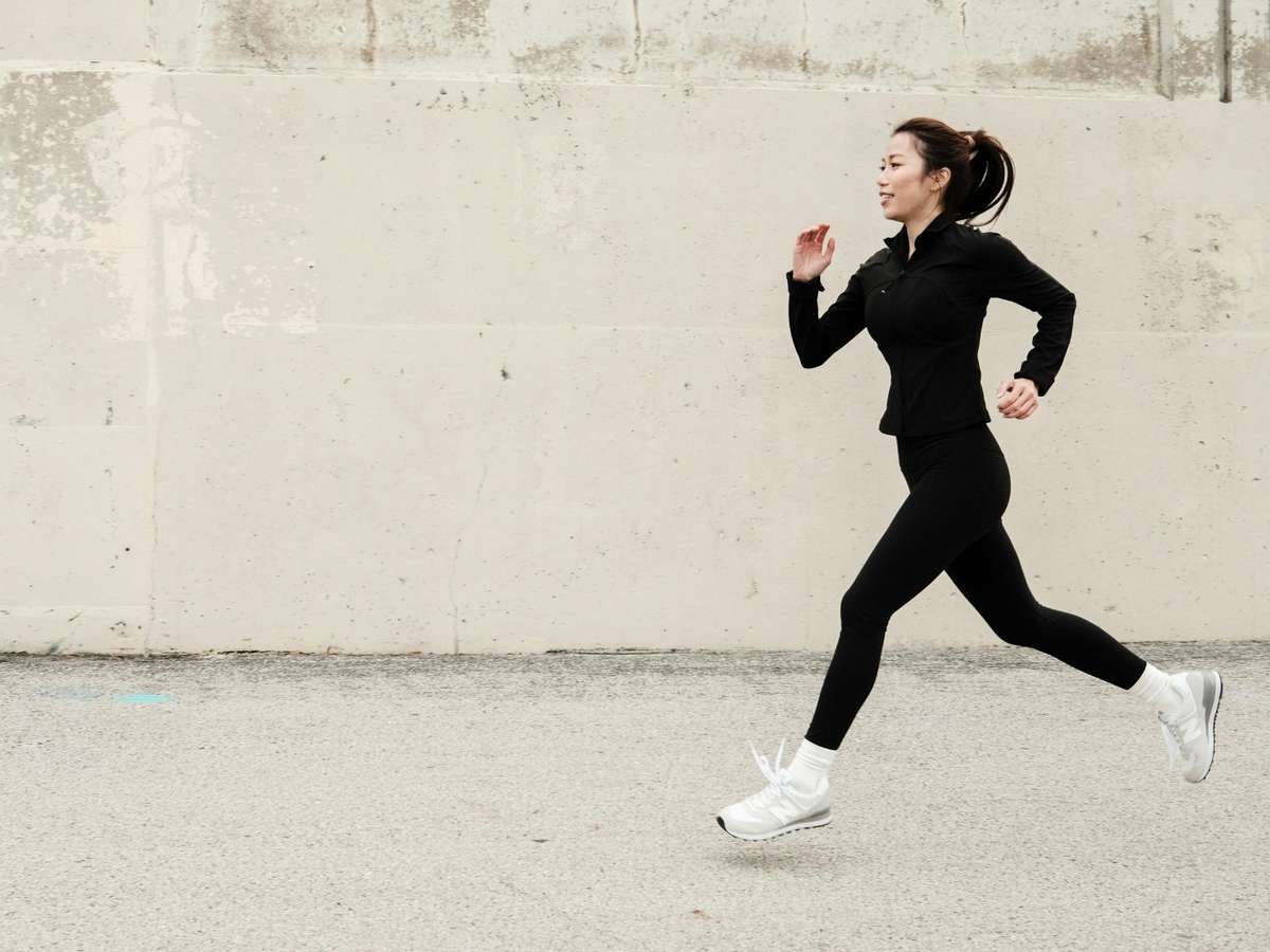 Por que os primeiros 15 minutos da corrida são os mais difíceis? Descubra e veja como aliviar