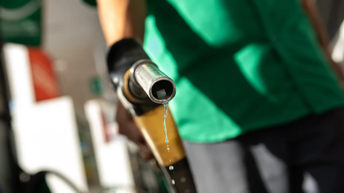 Governo regulamenta subvenção de R$ 2,20 por litro de diesel