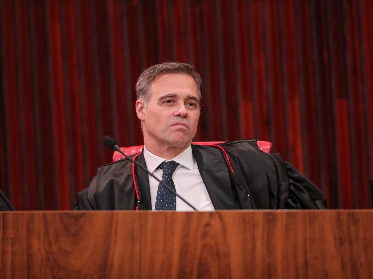 Mendonça vota por manter decisão que tirou do ar posts sobre Nossa Senhora Aparecida