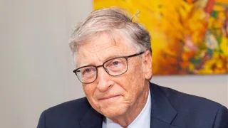 Bill Gates dispara novo alerta e diz que IA pode causar 1 bilhão de mortes
