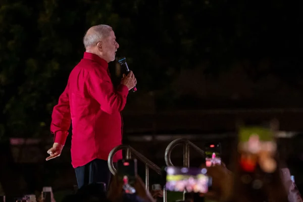 Lula guarda duas cartas na manga para o segundo turno da eleição