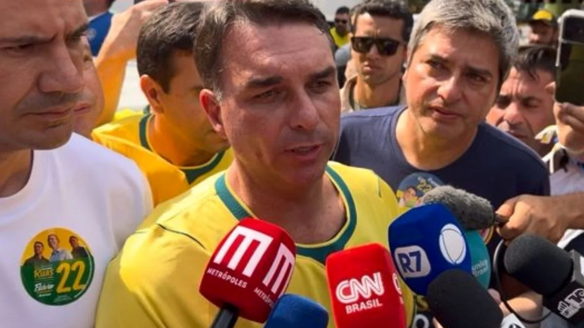 BTG/Nexus: às vésperas do 1º turno, Flávio tem 51% de rejeição e Lula, 48%