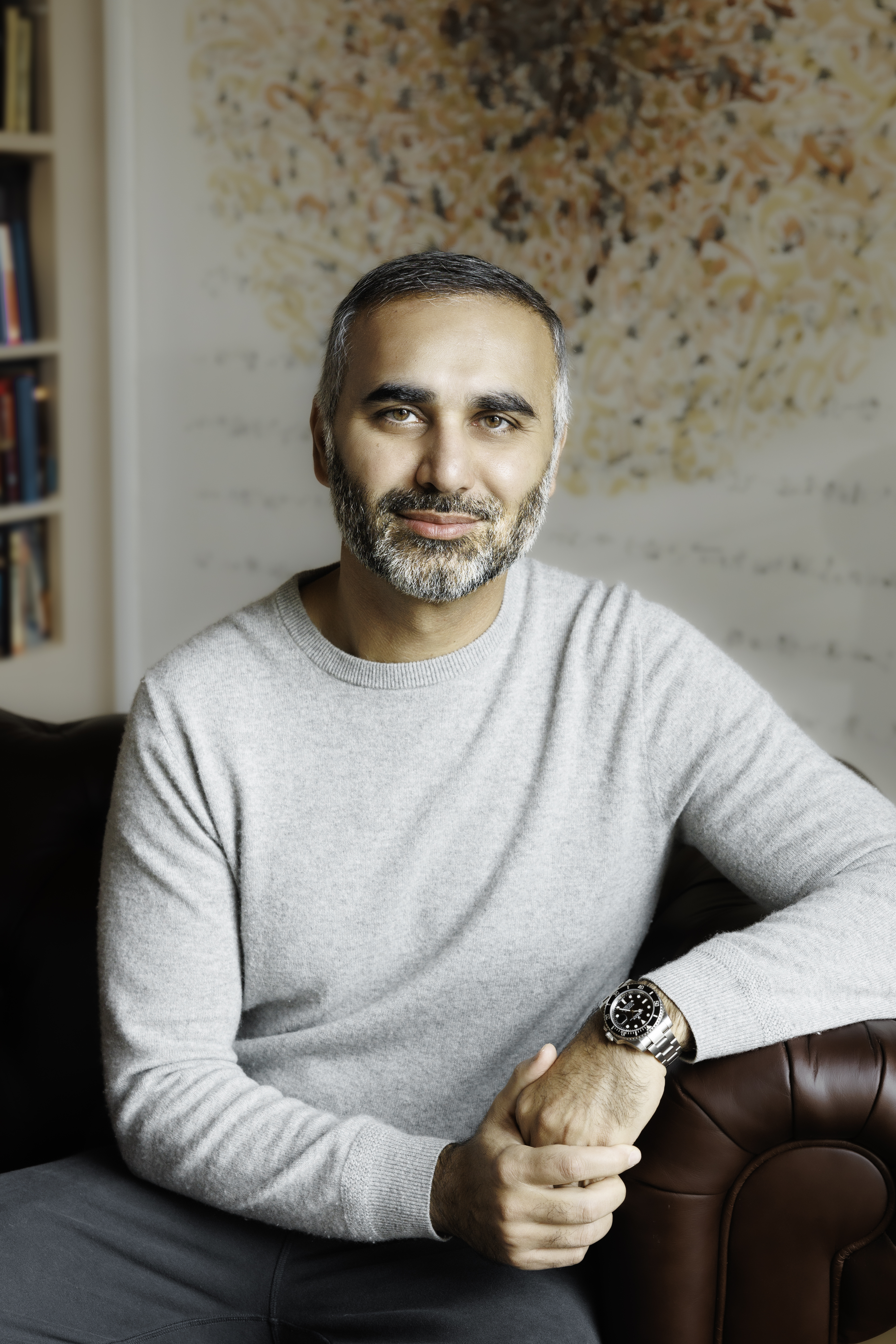 O romance de estreia de Hafeez Lakhani aborda a história dos imigrantes dos EUA através da perspectiva muçulmana.