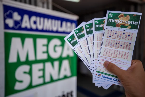 Caixa sorteia prêmio de R$ 26,7 milhões da Mega-Sena 3060; veja os números