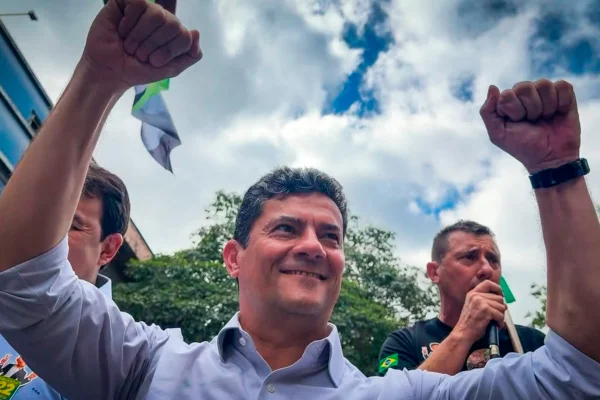 Moro gasta R$ 50 mil com inteligência artificial na campanha - destaque galeria