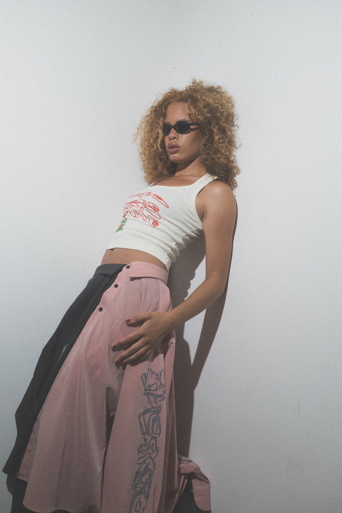Hylo Cartis leva universo da OVNI Season aos palcos com Teto