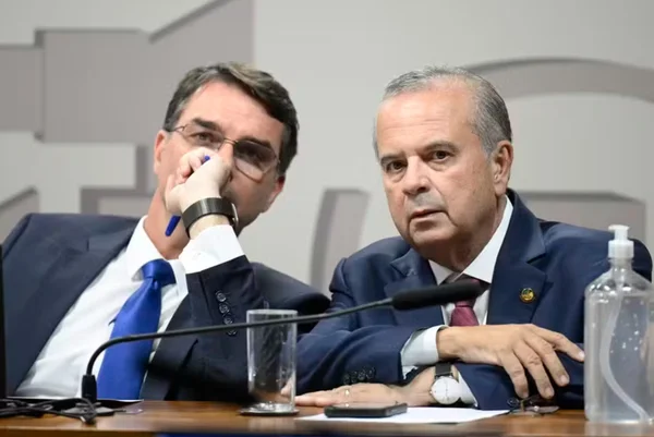 Marinho diz que decisão de Dino sobre Nossa Senhora visa "favorecer Lula"
