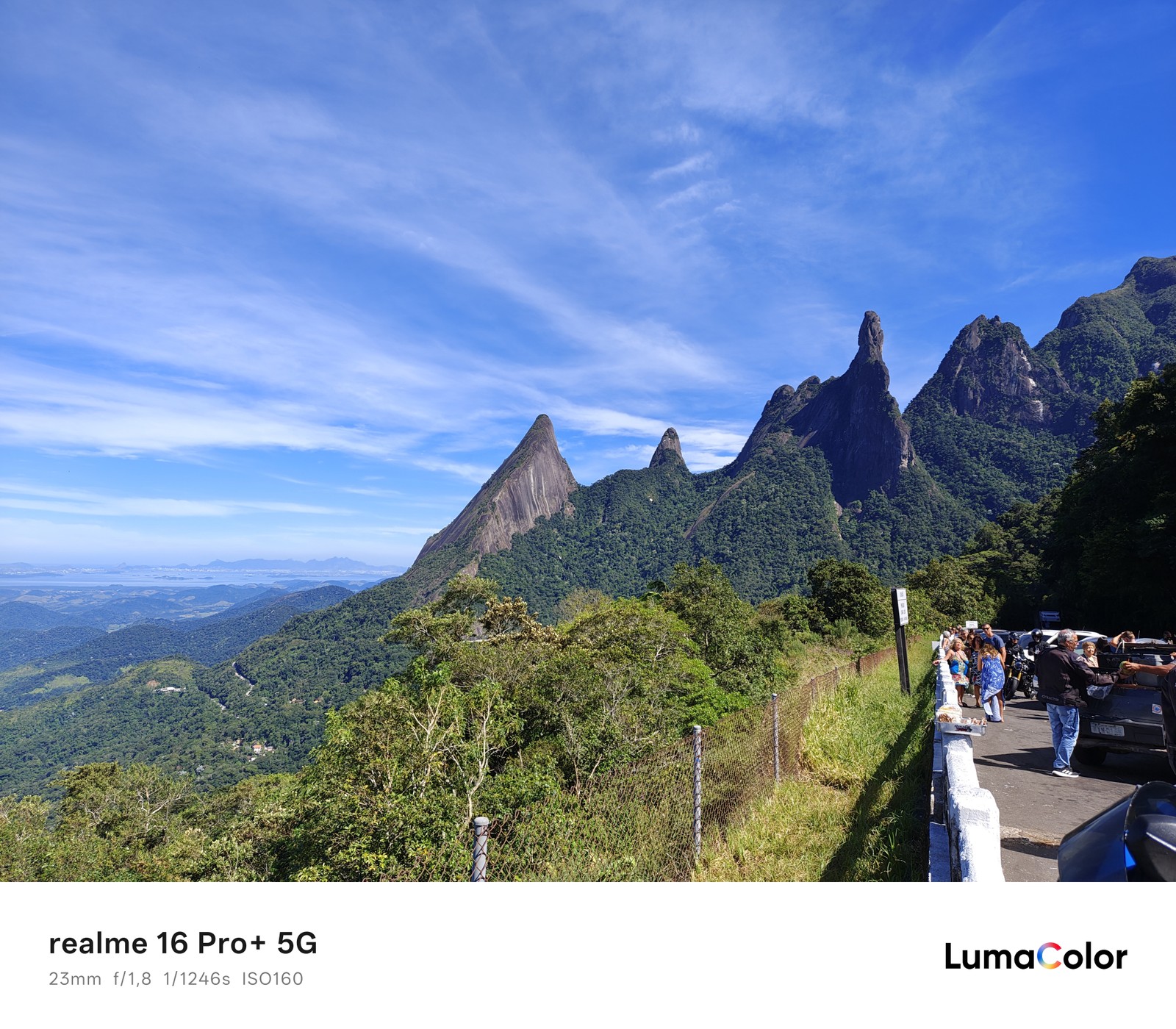 Cadeia de montanhas em Teresópolis; foto tirada com o realme 16 Pro+ — Foto: Ana Letícia Loubak/TechTudo