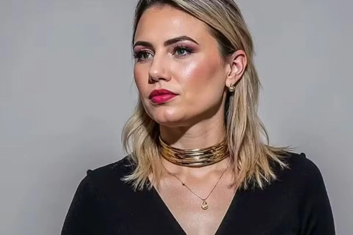 Juliana Maria Teixeira da Costa, vice-prefeita de Ribeira, acusada de pagar "amarração" com verba pública