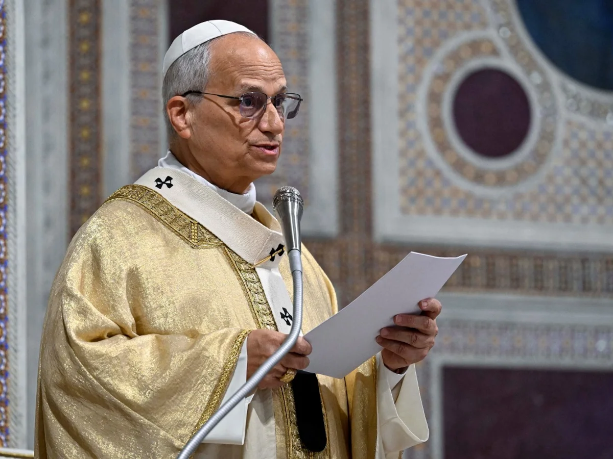 Na França, papa Leão XIV faz apelo contra abuso de menores na igreja