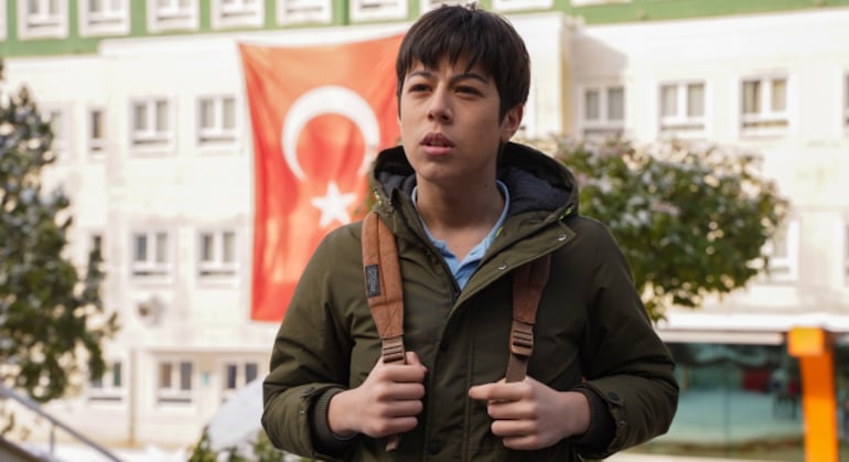 De filho a testemunha dos pais: confira o perfil psicológico de Ali na novela Iludida
