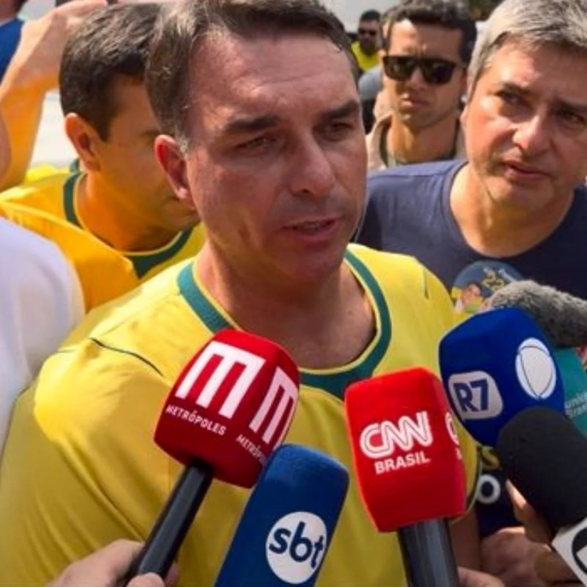 BTG/Nexus: às vésperas do 1º turno, Flávio tem 51% de rejeição e Lula, 48%