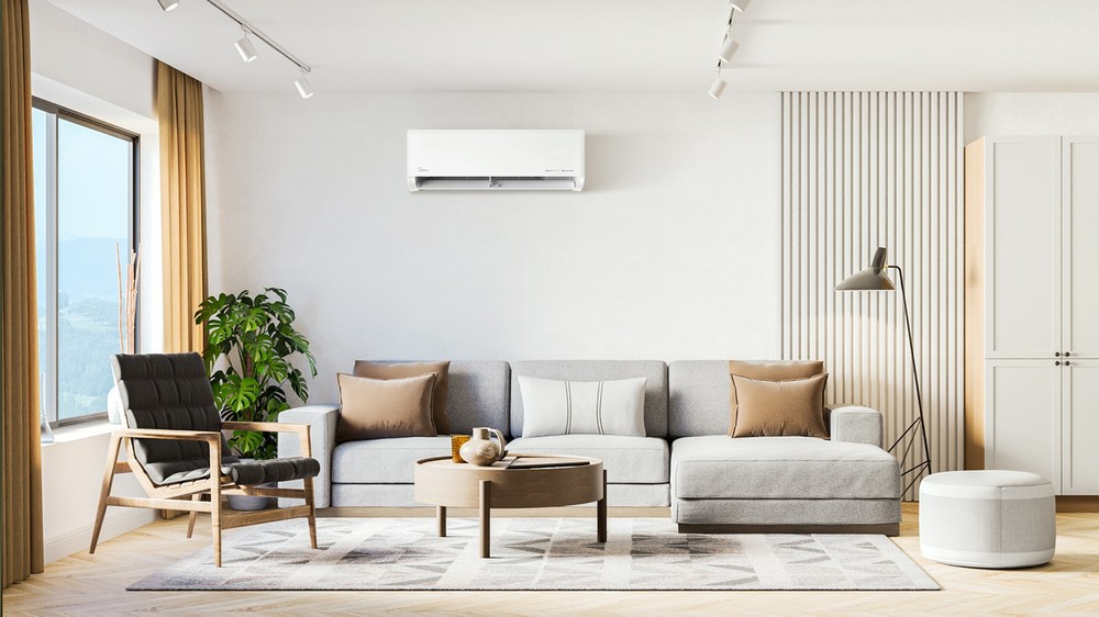 Em ambientes mais amplos, como salas de estar a temperatura de conforto pode variar dependendo das condições climáticas — Foto: Midea/Divulgação