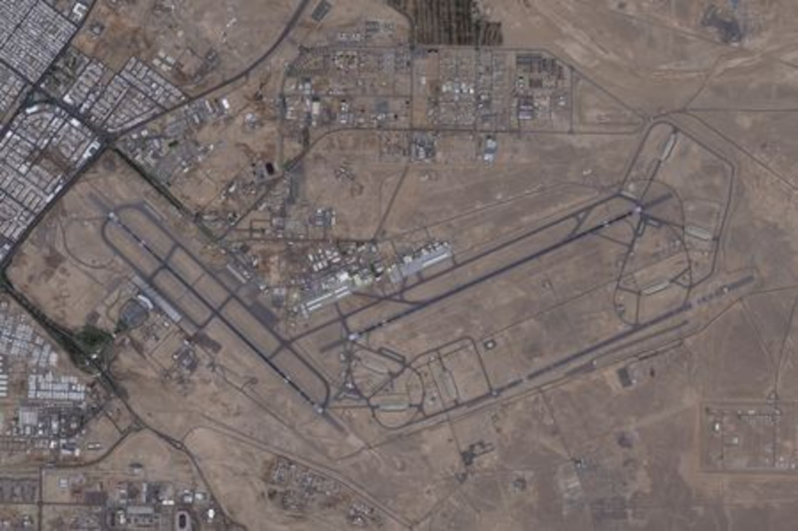Imagem de satélite mostra aeroporto na região de Hejaz, na Arábia Saudita