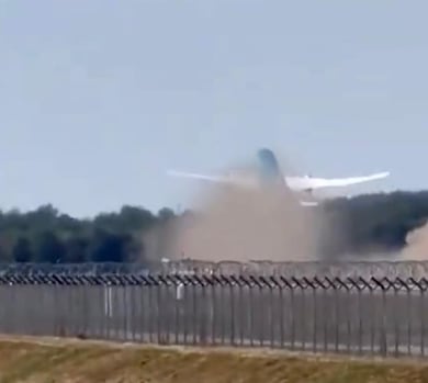Freios foram acionados durante decolagem em que Boeing ultrapassou limites da pista, diz relatório