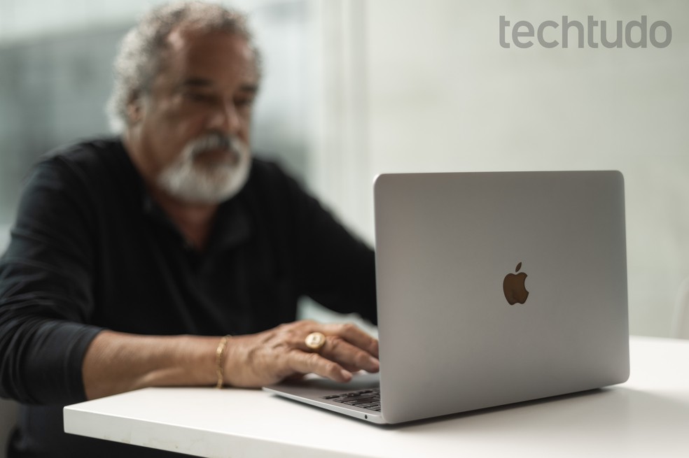Como desativar o Facebook pelo celular e PC: veja passo a passo