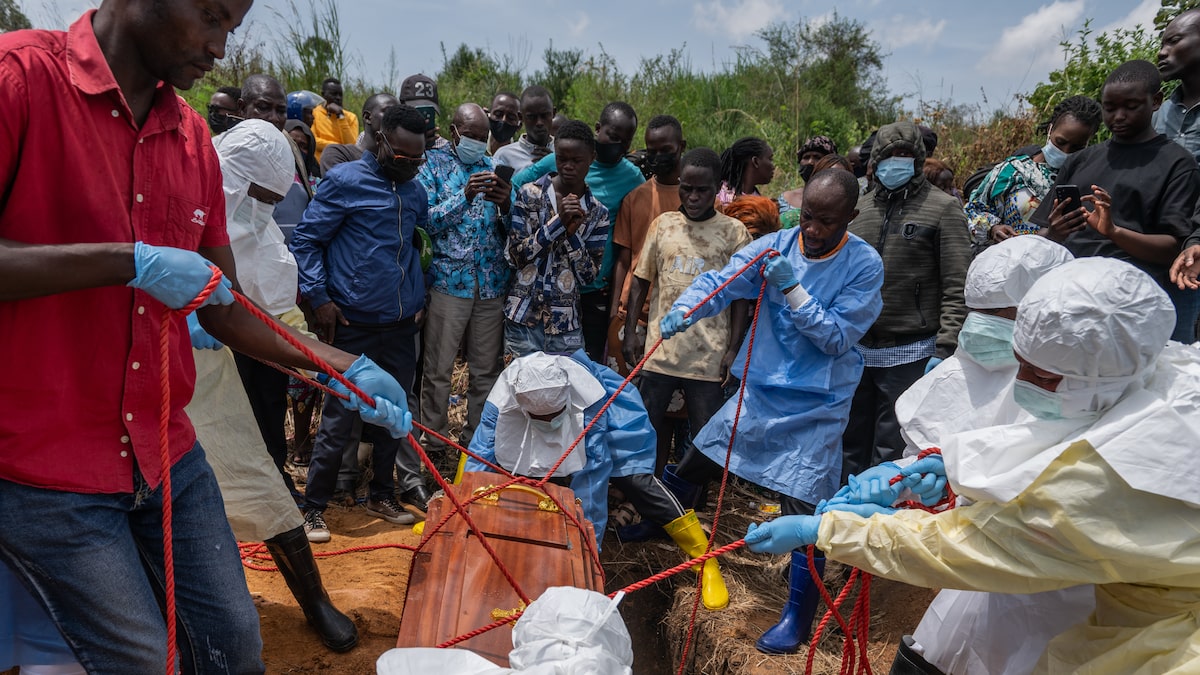 Surto de de Ebola na RD Congo ultrapassa 8 mil casos e chega a quase 4 mil mortes