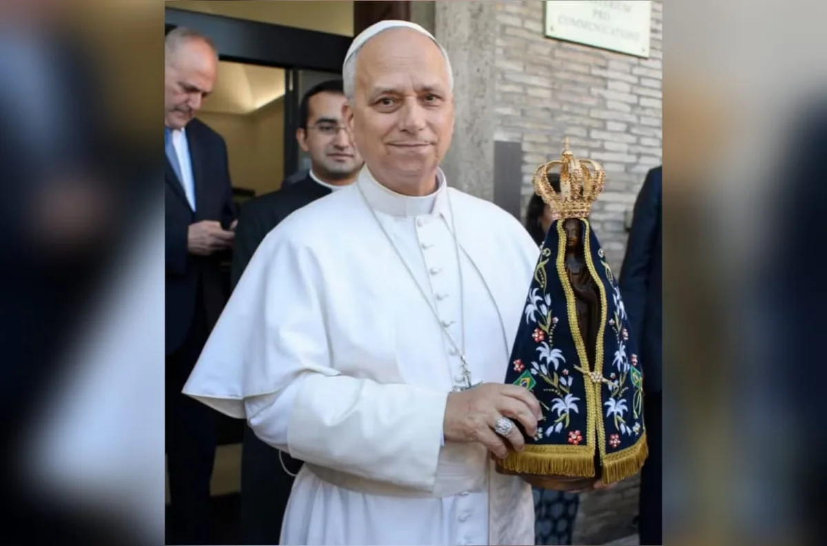 imagem colorida papa leão XIV nossa senhora aparecida