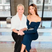 Xuxa cobra neto a Sasha e João Lucas em show: "A vovó quer saber"