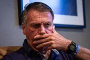 Kassio avalia liberar pedido de soltura de Bolsonaro a Fachin após 2º turno