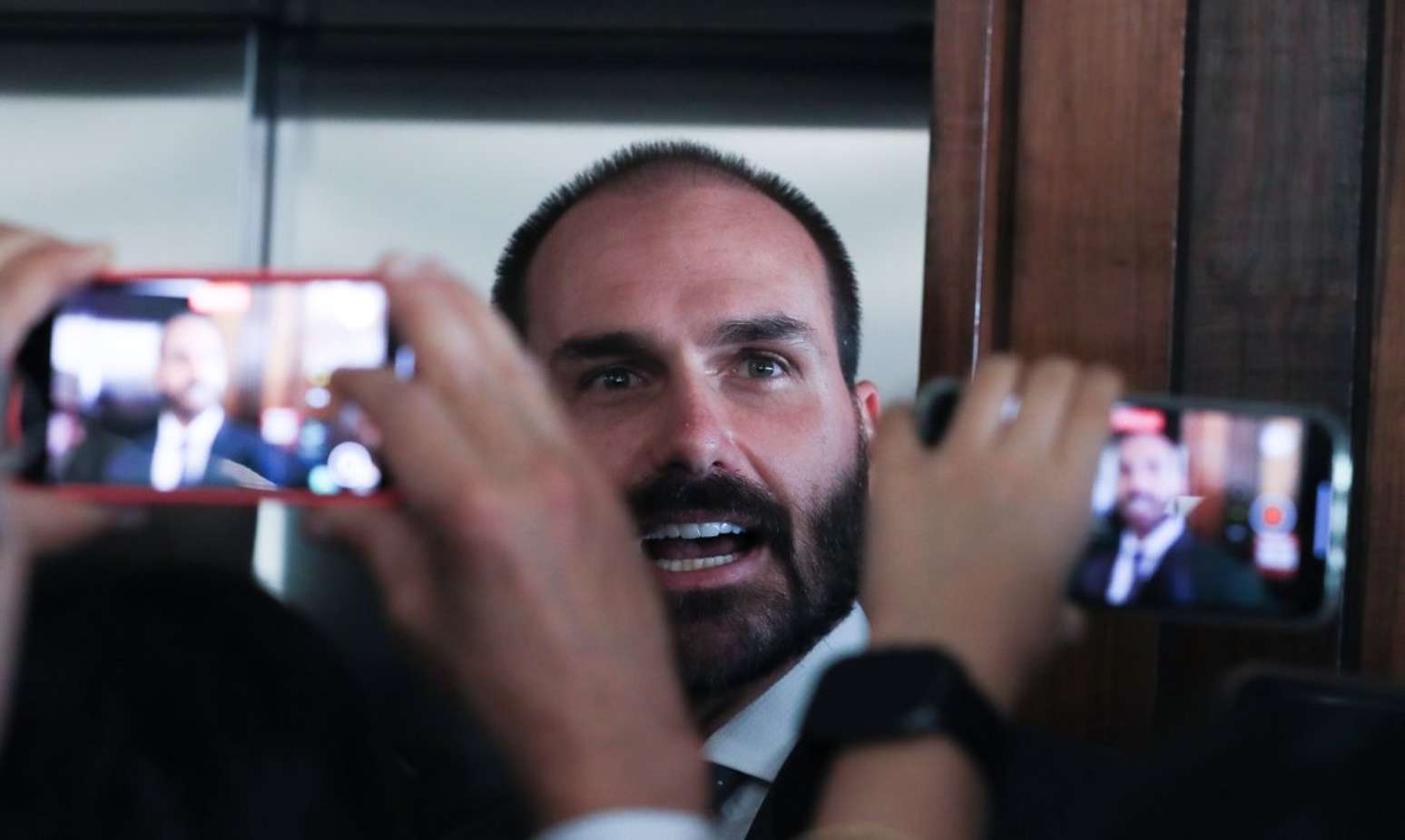 Eduardo Bolsonaro est&aacute; nos Estados Unidos desde 2025