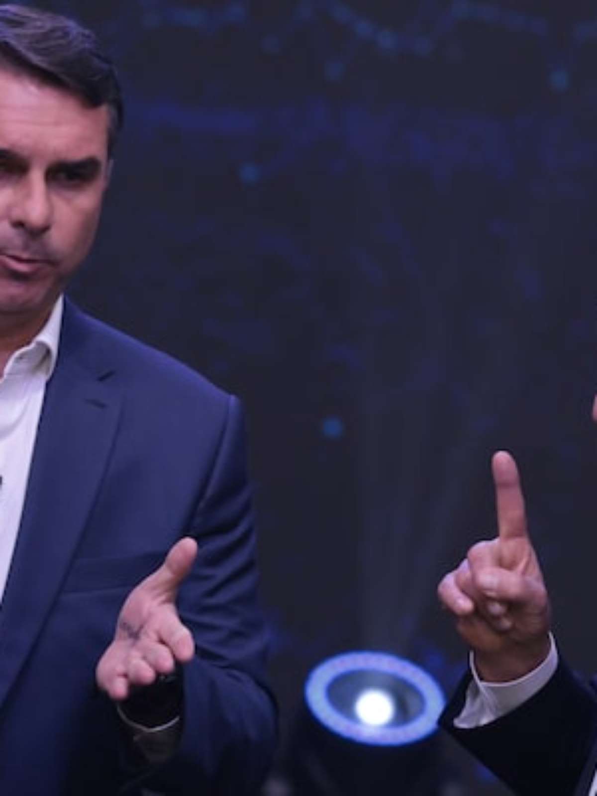 Pesquisa Quaest: Medo da volta da família Bolsonaro ao poder passa a ser maior que o da reeleição de Lula pela 1ª vez desde agosto