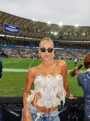 Virginia e o close no bumbum: fotógrafo revela o “macete” das famosas