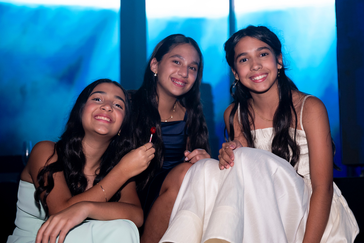 Marita Estevão Lira celebra 15 anos em festa com mais de 1,4 mil convidados