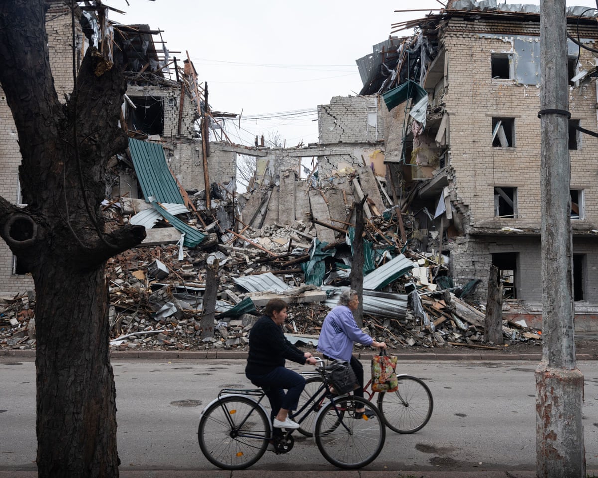 A campanha de bombardeio escalonada de Putin não quebrará a determinação dos ucranianos. A história mostra que está condenado ao fracasso.