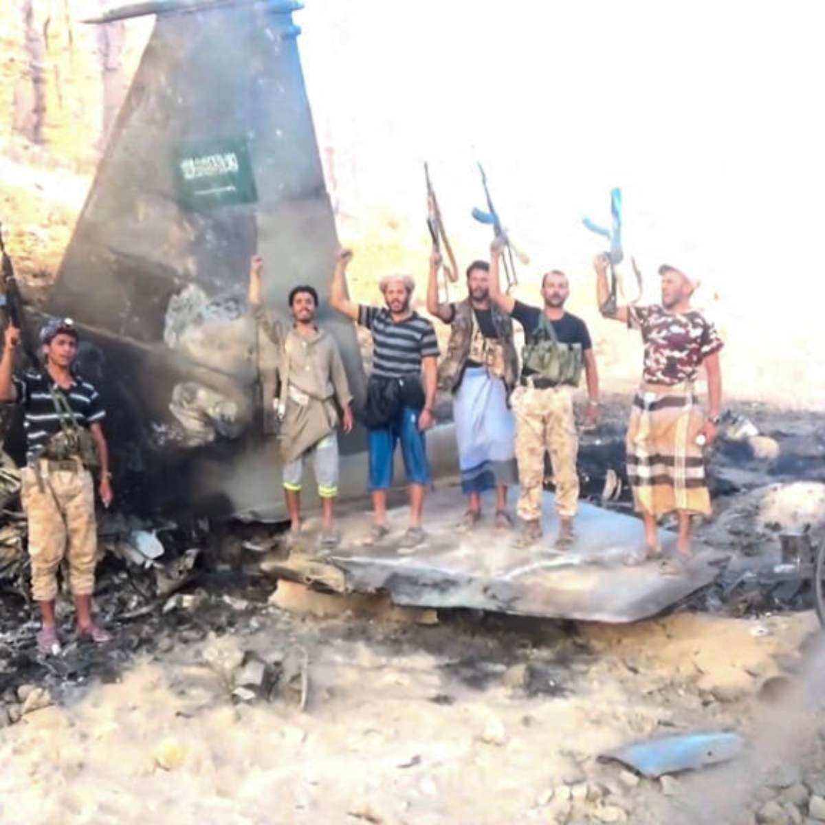 Houthis atacam os aeroportos de Aden e Riad, apesar da contraofensiva governamental no Iêmen
