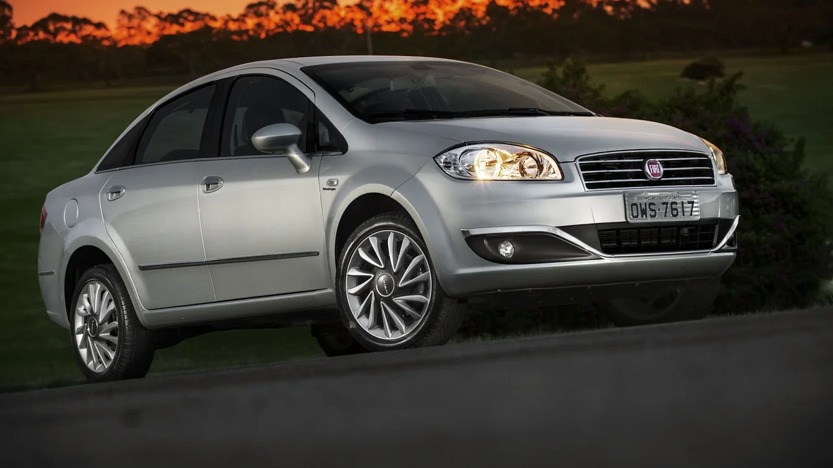 Imagem da matéria: Quanto custaria um Fiat Linea hoje, com a inflação?