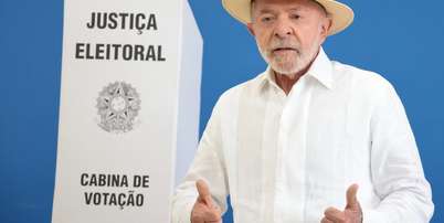 O presidente Luiz Inácio Lula da Silva votou na Escola Estadual Dr. João Firmino Correia de Araújo, em São Bernardo. Foto: Werther Santana/Estadao / Estadão