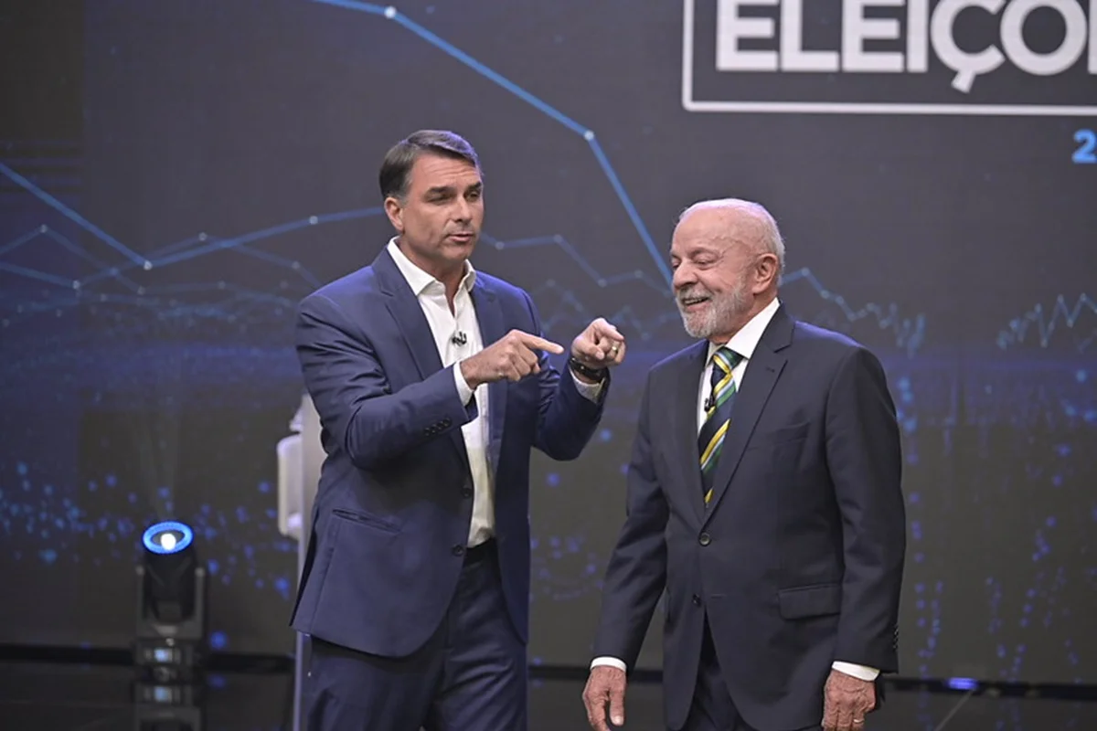 Lula ouviu 20 acusações de corrupção até desafiar Flávio a abrir sigilos