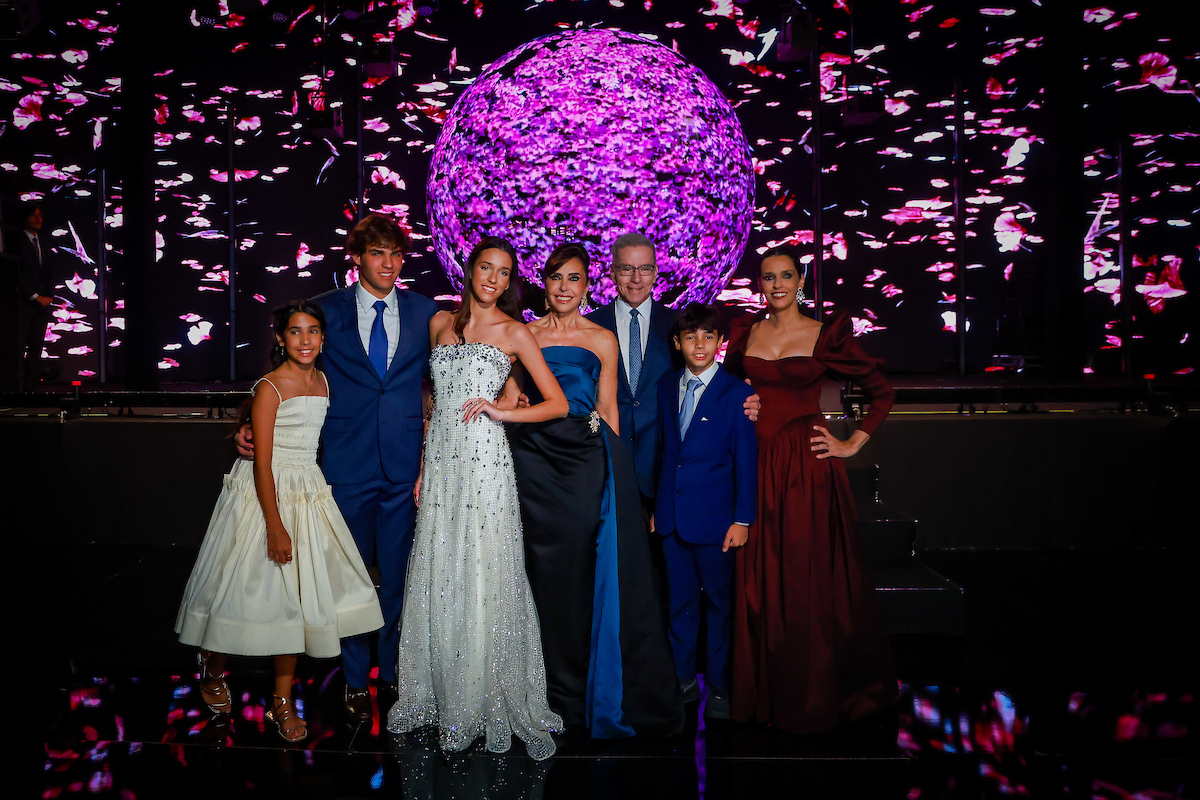 Marita Estevão Lira celebra 15 anos em festa com mais de 1,4 mil convidados