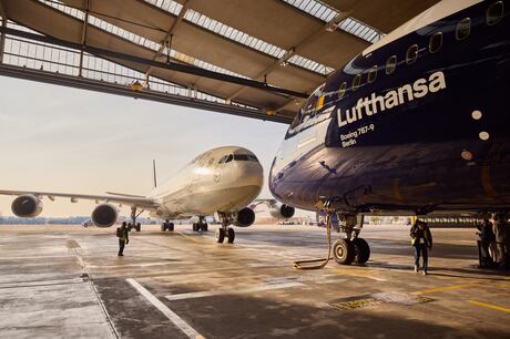 Lufthansa se despede de seu último Airbus A340-600 e continua a renovação de sua frota