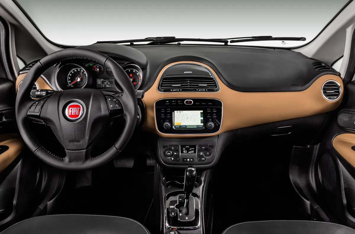 Imagem da matéria: Quanto custaria um Fiat Linea hoje, com a inflação?