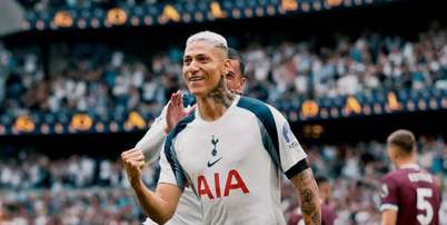 Foto: Divulga&ccedil;&atilde;o/Tottenham - Legenda: Richarlison, atacante do Tottenham, ironiza nova not&iacute;cia de Willer Tomaz / Jogada10